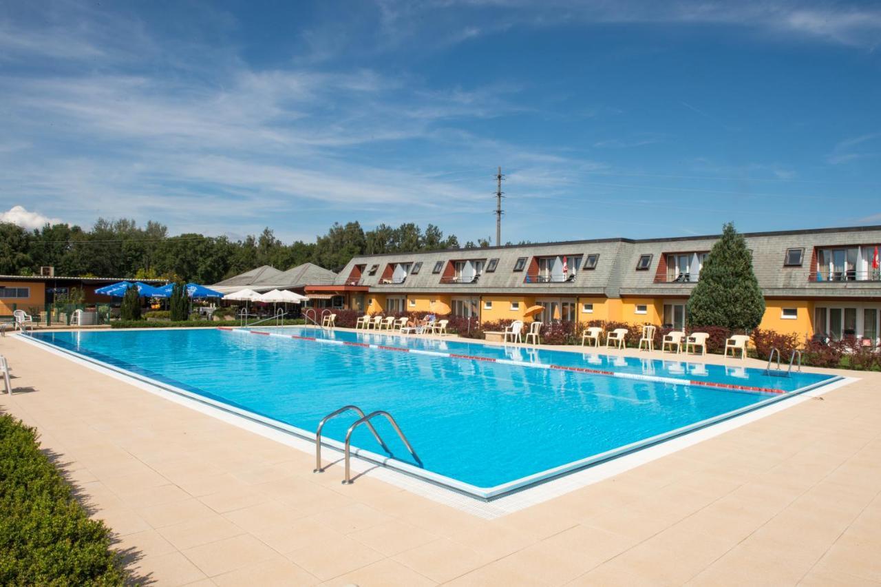 Hotel Lacotel Avenches Exteriér fotografie